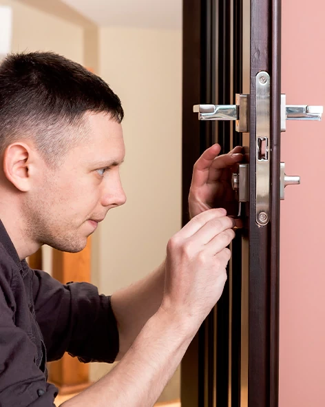 : Professional Locksmith For Commercial And Residential Locksmith Services in Fort Myers