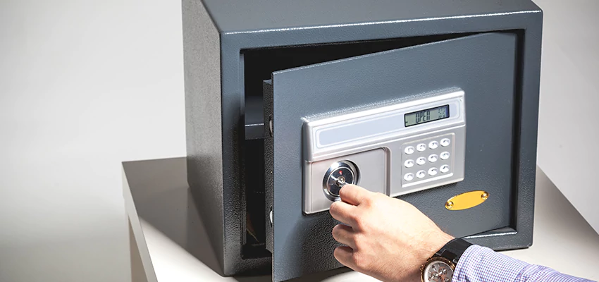 Jewelry Safe Unlocking Service in Fort Myers
